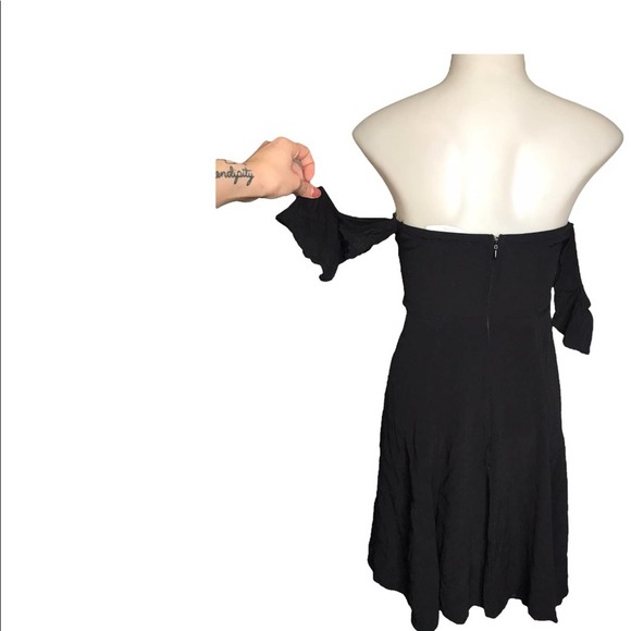 ASTR The Label | Sabina Off Shoulder Mini Dress in Black Button down Ruffle trim - Picture 7 of 11
